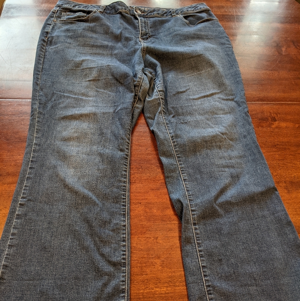 Women's Falls Creek size 20 short Jeans